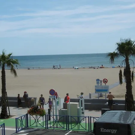 Apartament T2 Front De Avec Balcon Et Parking - Confort Et Activites A Proximite - Fr-1-797-37