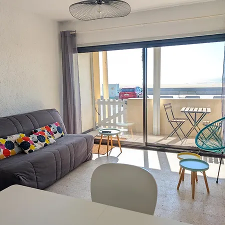 T2 Front De Avec Balcon Et Parking - Confort Et Activites A Proximite - Fr-1-797-37 *