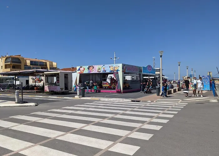 T2 Front De Avec Balcon Et Parking - Confort Et Activites A Proximite - Fr-1-797-37