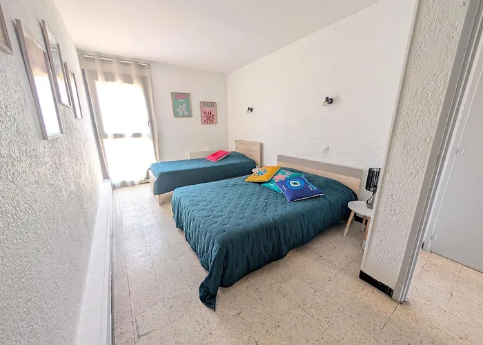 T2 Front De Avec Balcon Et Parking - Confort Et Activites A Proximite - Fr-1-797-37 Lejlighed Port-la-Nouvelle